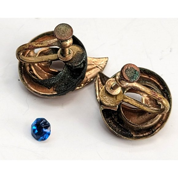 Vintage Clip-on Screw Back Earrings Collection of Five Pair Ct555 - Picture 12 of 15